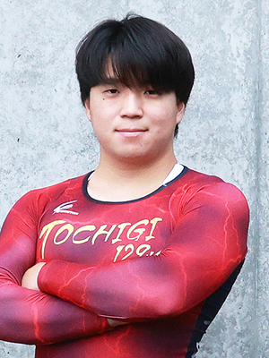 田崎隼翔